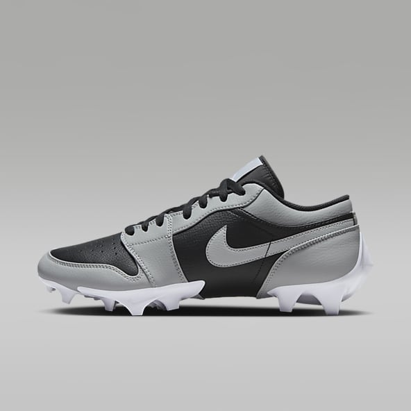 Black nike football cleats clearance